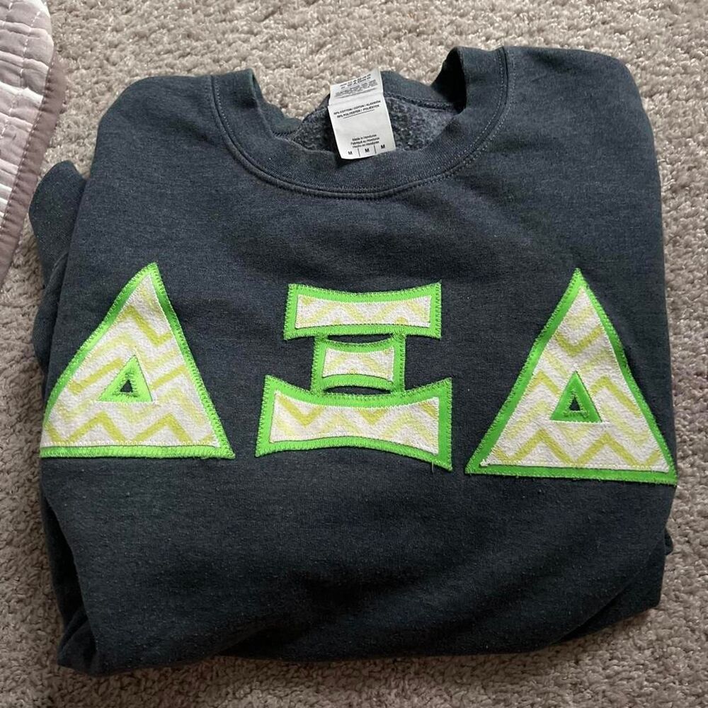 Vintage Sorority Grey and Black Sweatshirt M
